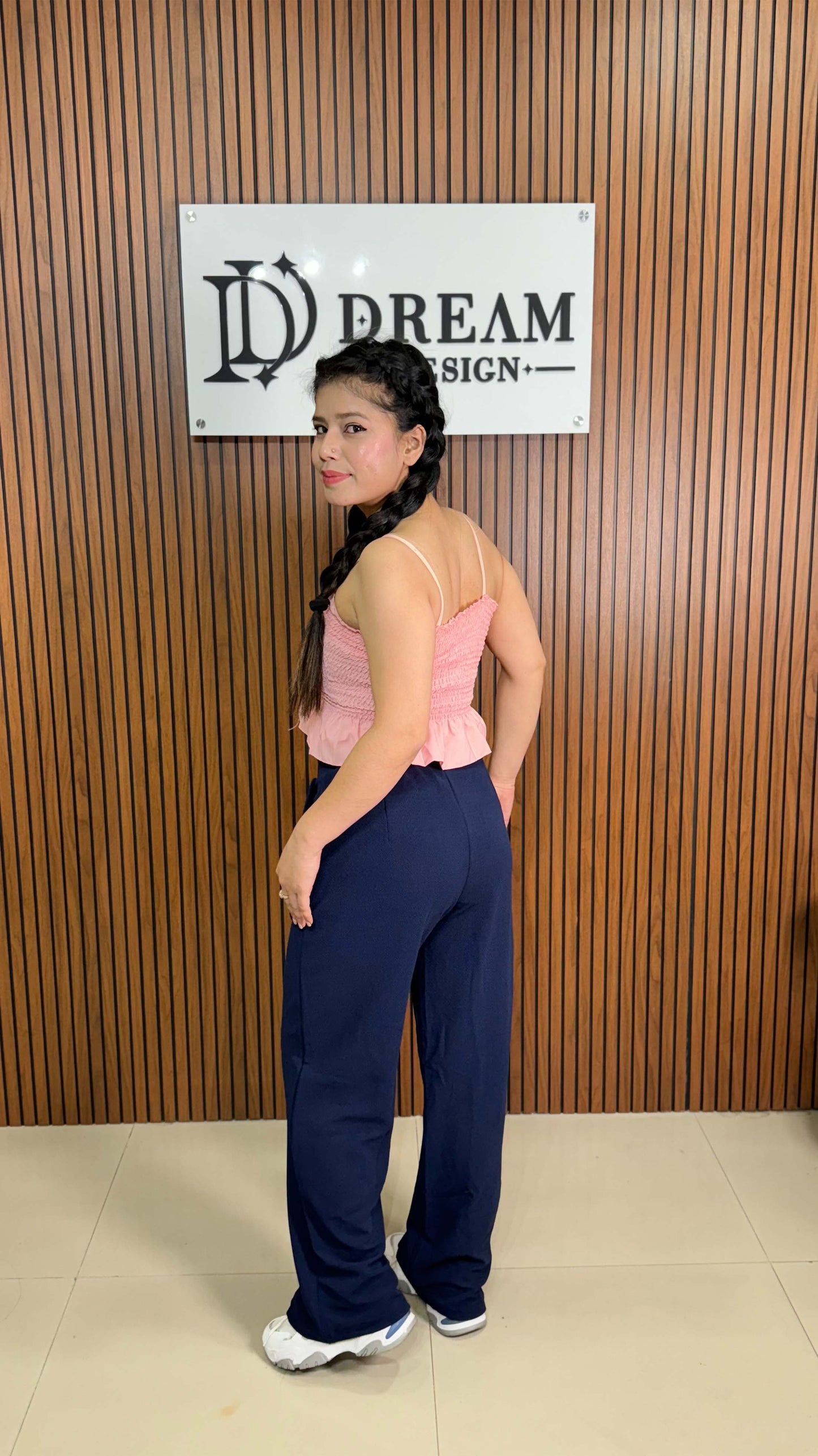 Trendy Relaxed Fit Trousers β Perfect for Work, Travel & Outings