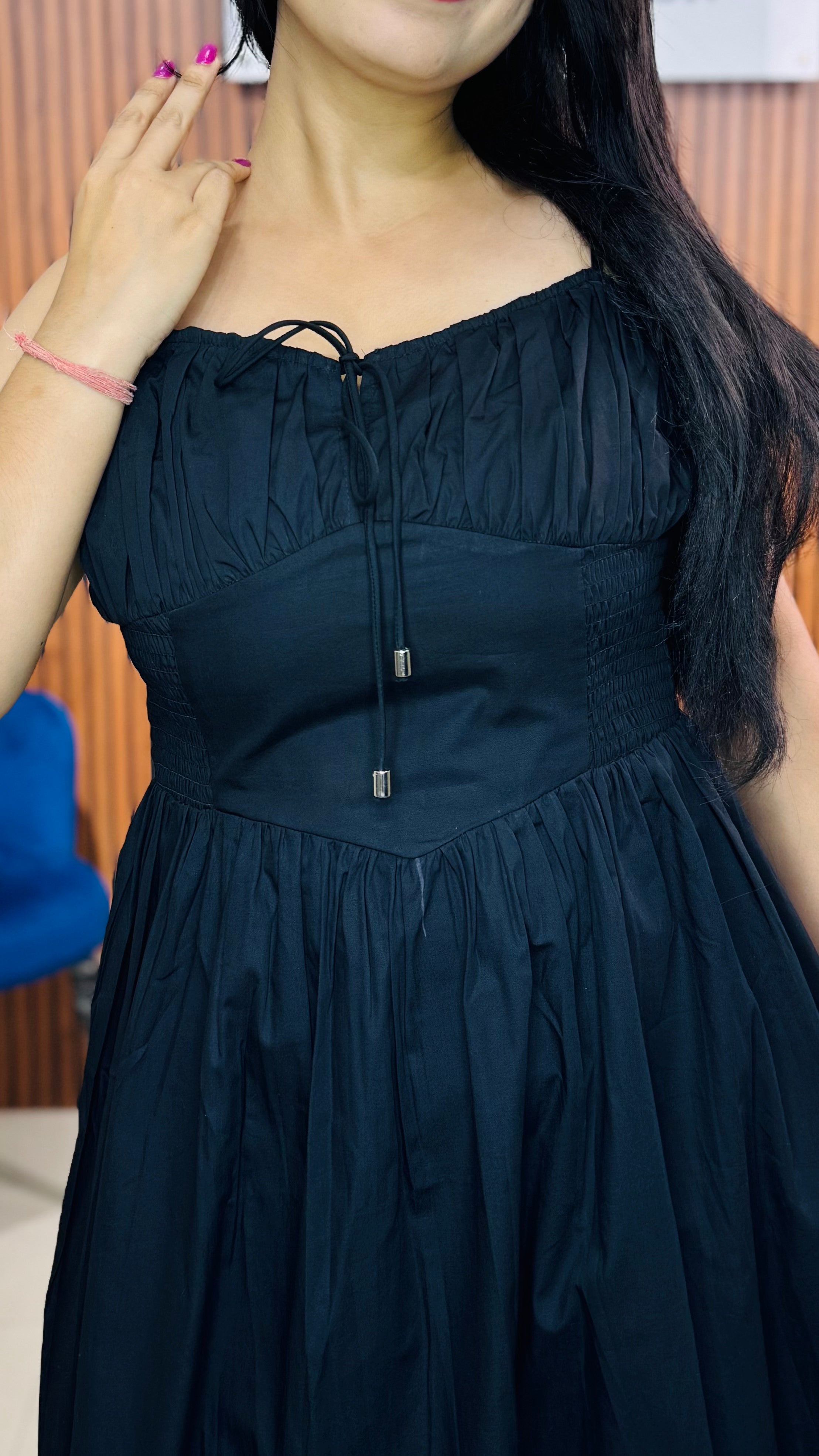 Fashionable Sleeveless Long Stylish Dress for Women